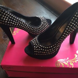 BNIB Candie's Studded Heels
